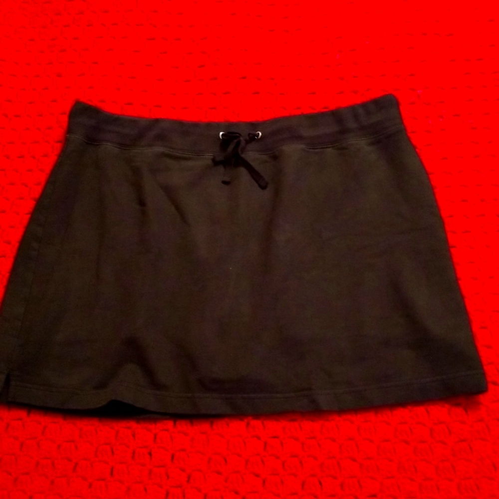 Tennis Skort very comfortable in excellent condition